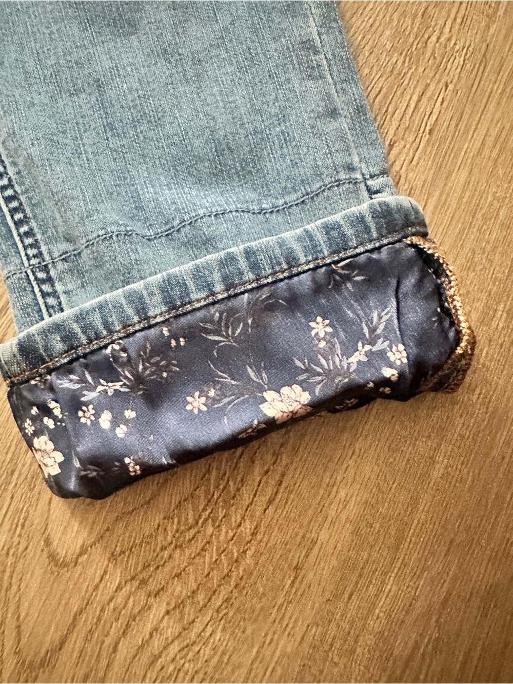 MATILDA JANE Women Just Imagine Taylor Straight Leg Floral Cuff Blue Jean Size 8 - Picture 2 of 6